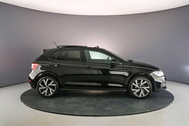 Volkswagen POLO R-Line 1.0 TSI 95pk DSG Automaat Panoramadak, Achteruitrijcamera, Adaptive cruise control, Stoelverwarming, LED matrix koplampen, Parkeersensoren, App connect