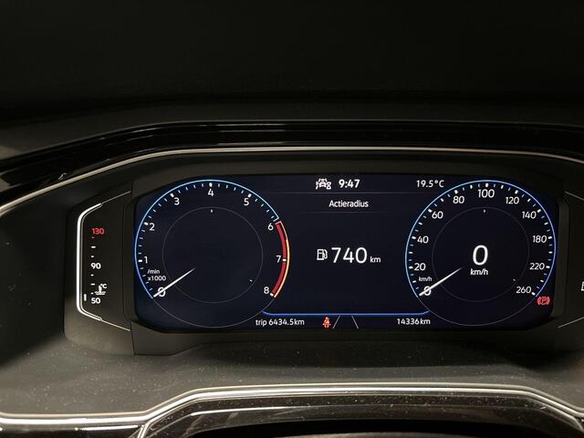 Volkswagen POLO 1.0 Tsi 95pk R-Line · ACC · P-Sensoren · Camera · App-Connect · DAB · 16'' Inch ·
