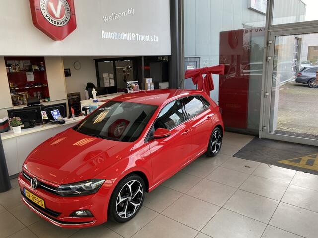 Volkswagen POLO 1.0 TSI Highline,NL Auto,Dealeronderhouden,Automaat,Navigatie,Parkeerassistent,Half Leder,Climate&Cruisecontro,Bleutooth met Spraakbediening,V&A Sensoren,17 Inch Lmv
