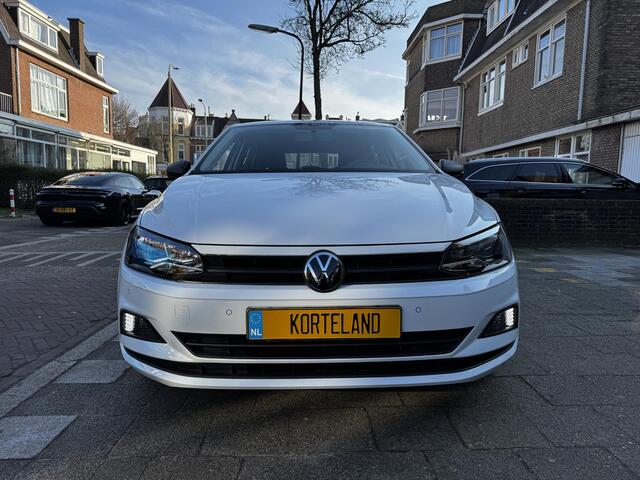Volkswagen POLO 1.0 MPI Trendline Cruise control PDC V en A 18 inch velgen
