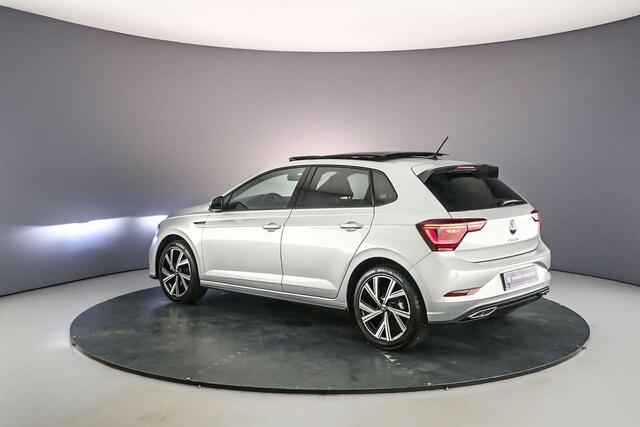 Volkswagen POLO R-Line Business 1.0 TSI 110pk DSG Automaat Panoramadak, Adaptive cruise control, LED matrix koplampen, Achteruitrijcamera, Stoelverwarming, App connect, Parkeersensoren