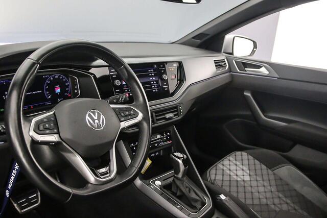 Volkswagen POLO R-Line Business 1.0 TSI 110pk DSG Automaat Panoramadak, Adaptive cruise control, LED matrix koplampen, Achteruitrijcamera, Stoelverwarming, App connect, Parkeersensoren