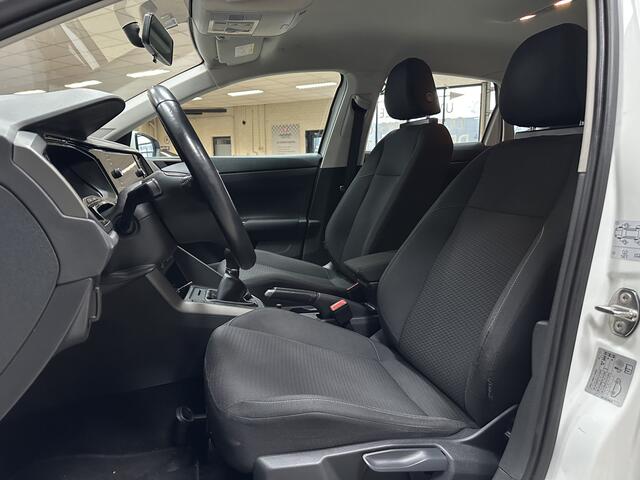 Volkswagen POLO 1.0 Comfortline/ Trekhaak/ Navi/ Apple + Android/ DAB+/ Airco/ Cruise/ Elek. pakket/ Isofix/ Bluetooth/ Armsteun/ Multi. LEDER. Stuur/ Mistl./ LED Dagrijverl.