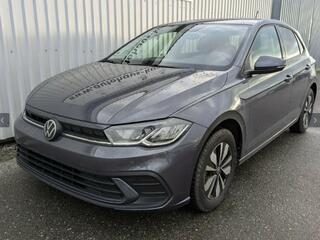 volkswagen-polo-1.0-tsi-move---park