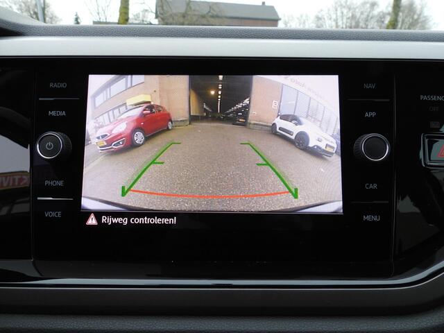 Volkswagen POLO 1.0 TSI Comfortline NAVI/CAMERA/ADAPT.CRUISE/LMV!