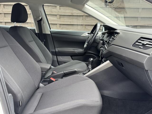 Volkswagen POLO 1.0 TSI Comfortline 130PK / 17''LM / Navi / APP / PDC / NAP