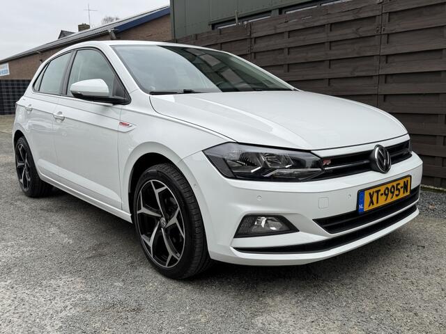 Volkswagen POLO 1.0 TSI Comfortline 130PK / 17''LM / Navi / APP / PDC / NAP