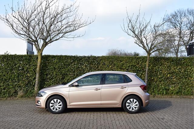 Volkswagen POLO 1.0 TSI 96 PK Navi ACC Carplay NAP incl. garantie, grote beurt nw banden plus APK