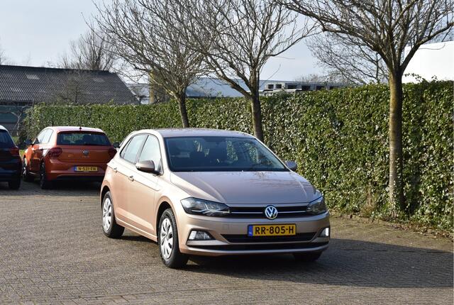 Volkswagen POLO 1.0 TSI 96 PK Navi ACC Carplay NAP incl. garantie, grote beurt nw banden plus APK
