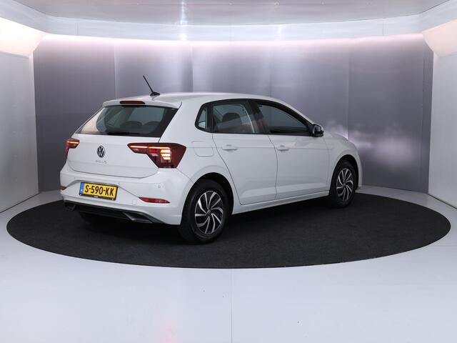 Volkswagen POLO 1.0 TSI Life 95 pk | Verlengde garantie | Navigatie via App | Parkeersensoren | Adaptieve cruise control | LED koplampen |