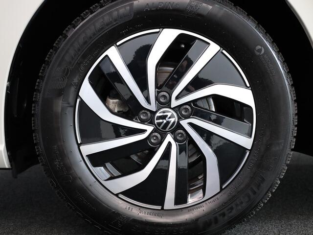 Volkswagen POLO 1.0 TSI Life 95 pk | Verlengde garantie | Navigatie via App | Parkeersensoren | Adaptieve cruise control | LED koplampen |