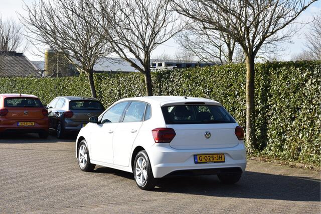 Volkswagen POLO 1.0 TSI 96 PK Carplay stoelverw. Mf.stuur Garantie Comfortline bluemotion