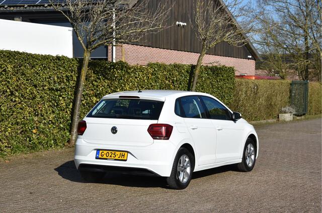 Volkswagen POLO 1.0 TSI 96 PK Carplay stoelverw. Mf.stuur Garantie Comfortline bluemotion