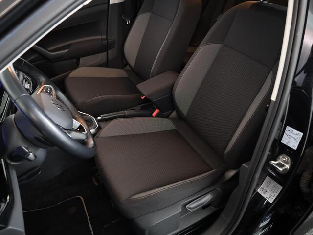 Volkswagen POLO 1.0 TSI Life 95 pk Automaat (DSG) | Navigatie via App | Parkeersensoren | Adaptieve cruise control | Autom. airco | Stoelverwarming | Digitaal instrumentenpaneel |
