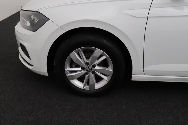 Volkswagen POLO 1.0 TSI 96 PK Comfortline Carplay Navi Adapt. Cruise LMV 15'