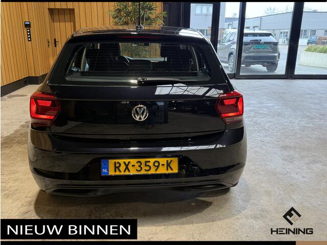 Volkswagen POLO 1.0 TSI Comfortline. DSG Automaat. Afneembare Trekhaak. Navi. Apple-carplay. NAP