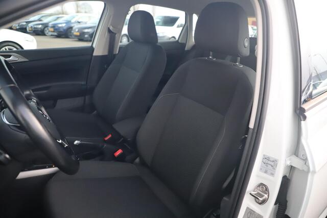 Volkswagen POLO 1.0 TSI Comfortline Navigatie Carplay Android Achteruitrijcamera Airco Adaptive Cruise 17 inch Pretoria Zwarte Velgen Parkeersensor