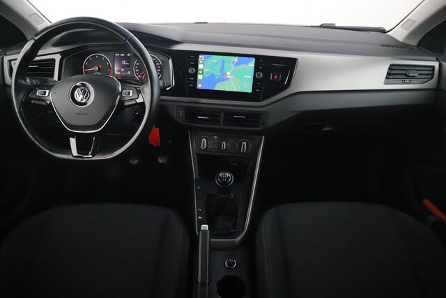 Volkswagen POLO 1.0 TSI Comfortline Navigatie Carplay Android Achteruitrijcamera Airco Adaptive Cruise 17 inch Pretoria Zwarte Velgen Parkeersensor