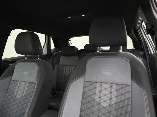 Volkswagen POLO 1.0TSI/110PK R-Line DSG · App connect · Parkeersensoren + camera · Lane assist