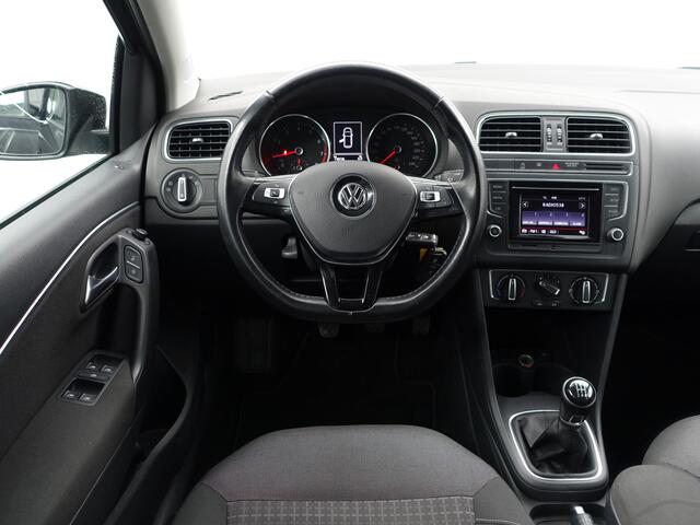 Volkswagen POLO 1.0 First Edition- 118dkm, Mf Stuur, Clima, Comfort Interieur, Spiegel Pakket
