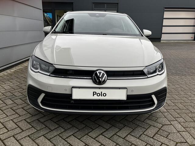 Volkswagen POLO Life Edition 1.0 70 kW / 95 pk TSI Hatchback 5 ver sn. Hand | Parkeersensoren voor & achter |
