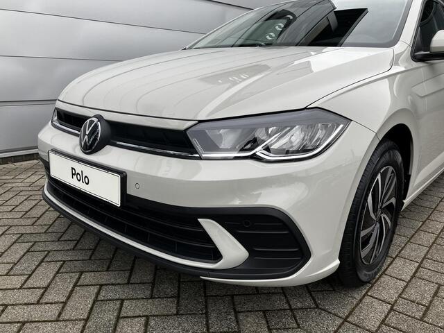 Volkswagen POLO Life Edition 1.0 70 kW / 95 pk TSI Hatchback 5 ver sn. Hand | Parkeersensoren voor & achter |