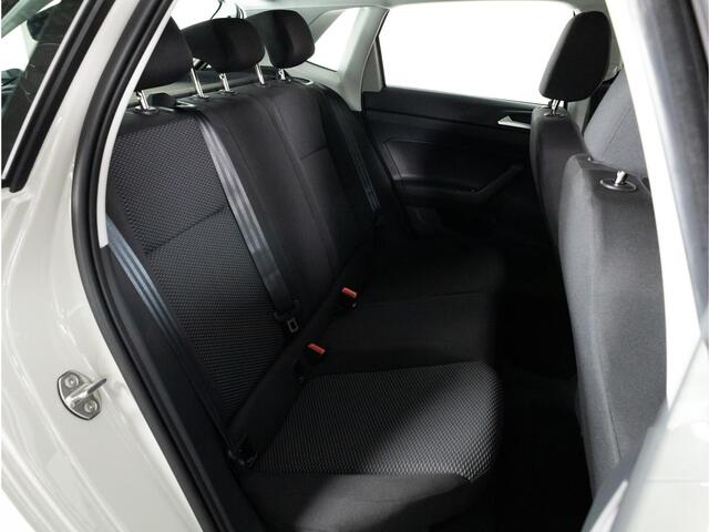 Volkswagen POLO 1.0 TSI 95pk | Cruise Control | App Connect | Airco | Parkeersensoren |