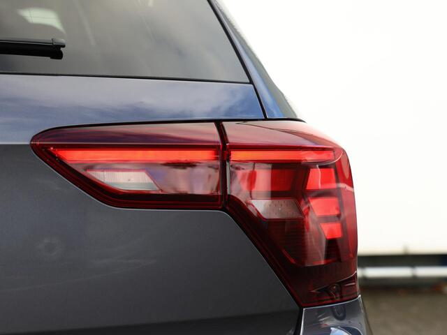 Volkswagen POLO 1.0 TSI Life Edition | Multimedia pakket | Camera | Getint glas | 15 inch 'Essex'