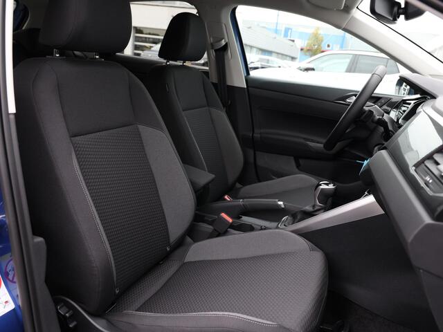 Volkswagen POLO 1.0 TSI Life Edition | App-connect | Pdc | 15" lm velgen | Camera | Getint glas |