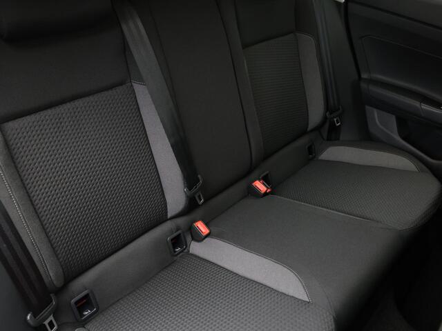 Volkswagen POLO 1.0 TSI Life Edition | Navigatie | Camera | Parkeersensoren | App connect |
