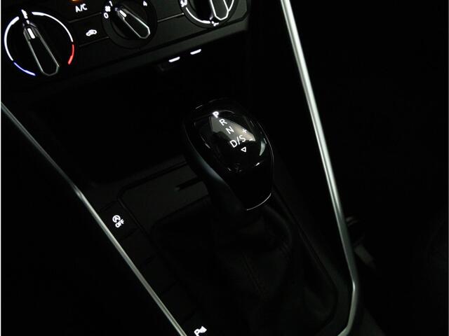Volkswagen POLO 1.0 TSI 95 PK Life Edition | Achteruitrijcamera | Navigatie | Travel Assist |
