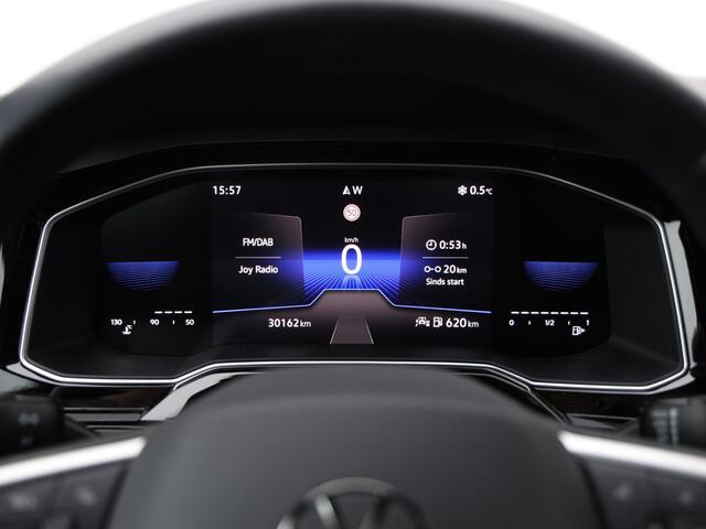 Volkswagen POLO 1.0 TSI R-Line 95pk | LED | Navigatie | 17" Bergamo | Climate control | Cruise control