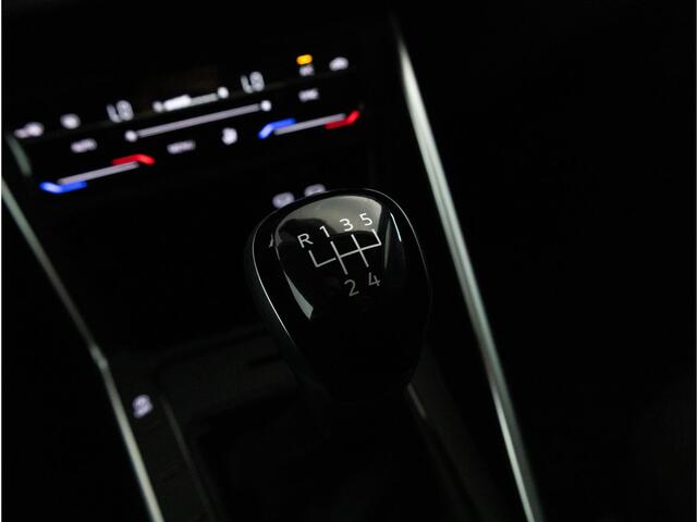 Volkswagen POLO 1.0 TSI 95 PK Life Edition | Achteruitrijcamera | Navigatie | Climatronic |
