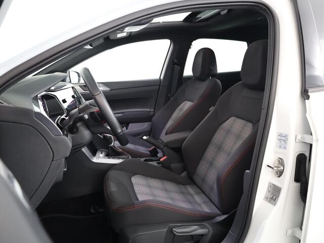 Volkswagen POLO 2.0 TSI GTI 207 pk Automaat (DSG) | Verlengde garantie | Navigatie via App | Panoramadak | Parkeersensoren | Achteruitrijcamera | Adaptieve cruise control | Stoelverwarming |