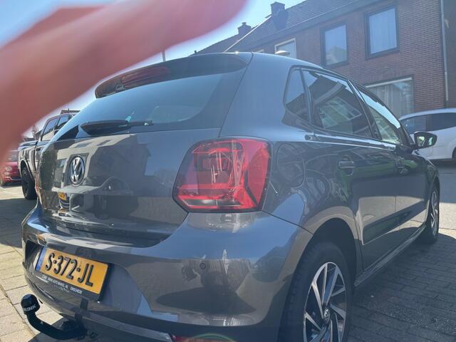 Volkswagen POLO 1.2 TSI COMF. BNS R SOUND