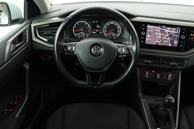 Volkswagen POLO 1.0 TSI Comfortline | 1e eigenaar | Carplay | Adaptive cruise | Navigatie | Airco | DAB | Bluetooth | LED