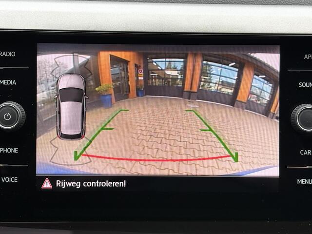 Volkswagen POLO 1.0 TSI Camera, Stoelverwarming, PDC v/a, Garantie