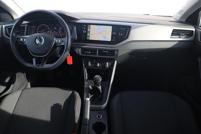 Volkswagen POLO 1.0 TSI R-Line Edition 95PK Automaat 16 inch Adaptive Cruise Navigatie Carplay Android Camera Getint Glas