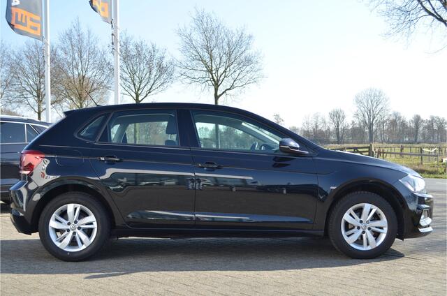 Volkswagen POLO 1.0 TSI Comfortline Carplay | PDC V+A | Navi | Adaptive cruise | Metallic zwart | Airco | LMV