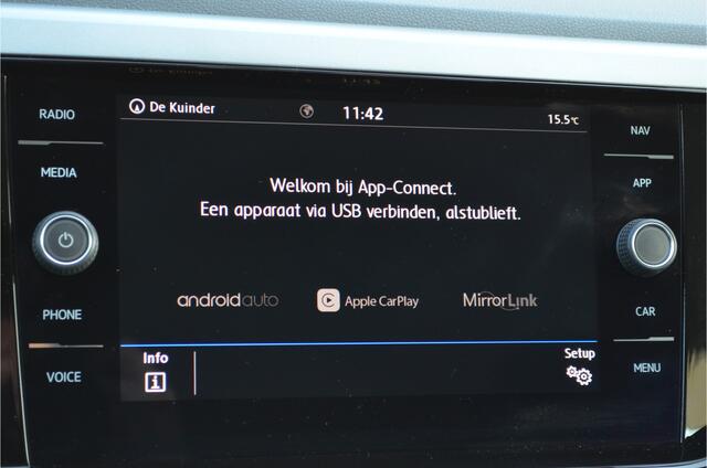 Volkswagen POLO 1.0 TSI Comfortline Carplay | PDC V+A | Navi | Adaptive cruise | Metallic zwart | Airco | LMV