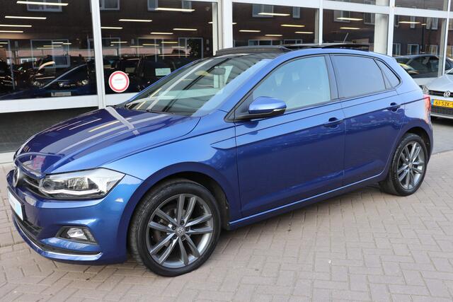 Volkswagen POLO 1.0 TSI Highline automaat. Panoramadak, afn. trekhaak, set winterwielen, digitaal dashboord