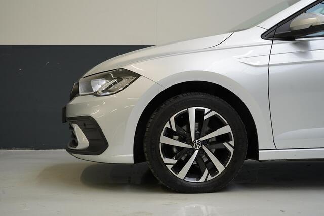 Volkswagen POLO 1.0 TSI Life | All-seasonbanden | Navigatie | Adapt. cruise | Apple CarPlay | Lm velgen