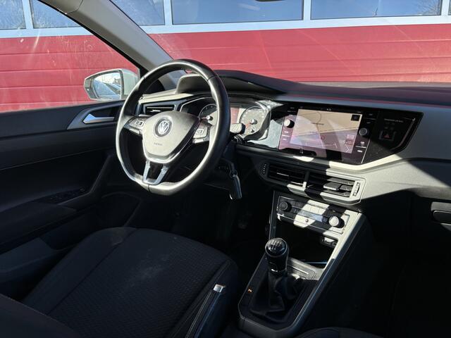 Volkswagen POLO 1.0 TSI Highline STOELVERW / NAVI / CARPLAY / CLIMA / PDC / BLUETOOTH / CRUISE