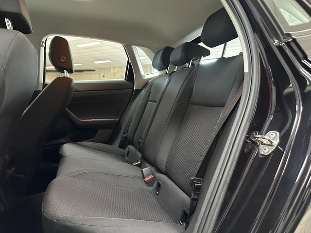 Volkswagen POLO 1.0 TSI Comfortline/ PDC V+A/ Navi/ Apple + Android/ DAB+/ Airco/ Adaptive Cruise/ Elek. pakket/ Isofix/ Bluetooth/ Armsteun/ Multi. LEDER. Stuur/ Mistl./ LED Dagrijverl.