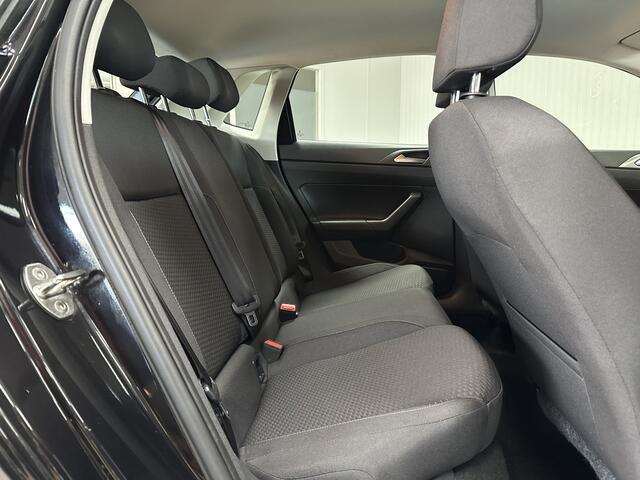 Volkswagen POLO 1.0 TSI Comfortline/ PDC V+A/ Navi/ Apple + Android/ DAB+/ Airco/ Adaptive Cruise/ Elek. pakket/ Isofix/ Bluetooth/ Armsteun/ Multi. LEDER. Stuur/ Mistl./ LED Dagrijverl.