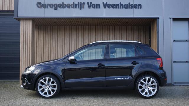 Volkswagen POLO Cross 1.2 TSI 90pk DSG Xenon App-Connect 17inch LM Clima Cruise Control *NL auto* 1e Eigenaar 88131km!
