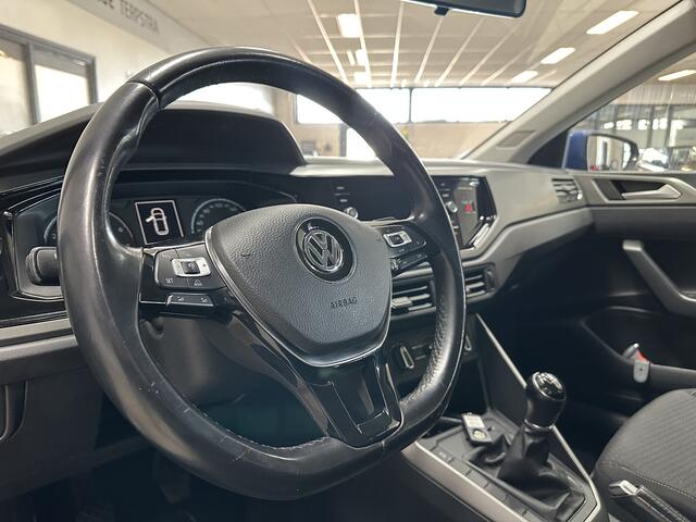 Volkswagen POLO 1.0 TSI Comfortline/ Apple + Android/ Airco/ Adaptive Cruise/ Elek. pakket/ Isofix/ Bluetooth/ Armsteun/ Diml. Auto/ Multi. LEDER. Stuur/ Mistl./ LED Dagrijverl.