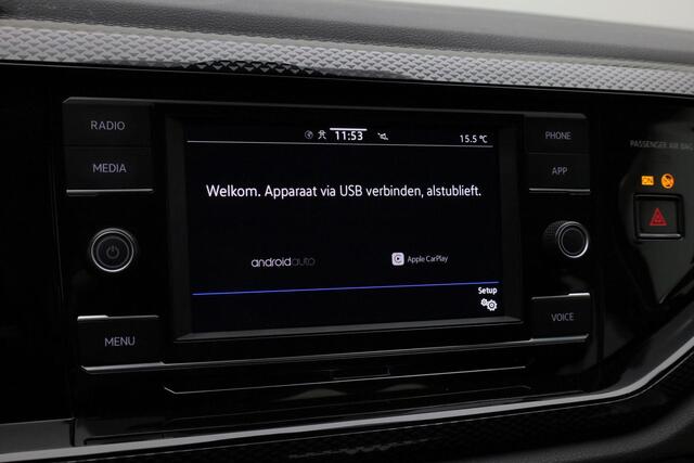 Volkswagen POLO 1.0 TSI 95 pk Life | Parkeersensoren voor/achter | Apple Carplay / Android Auto | Adaptive Cruise