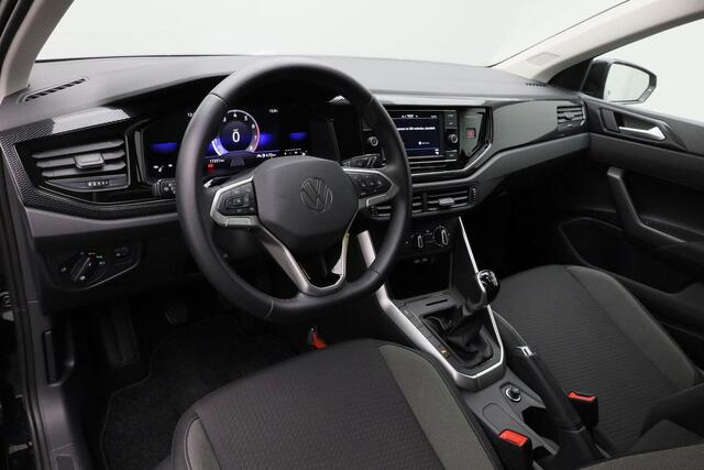 Volkswagen POLO 1.0 TSI 95 pk Life | Parkeersensoren voor/achter | Apple Carplay / Android Auto | Adaptive Cruise
