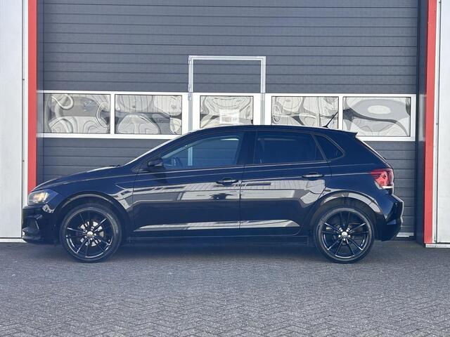 Volkswagen POLO 1.0 MPI Comfortline Business | 17 inch | Stoel verwarming | Lage KM |
